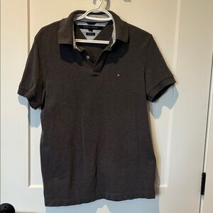 Tommy Hilfiger Men's Dark Gray Polo Shirt. B9